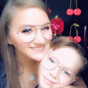 Meet your Posher, Kelsey